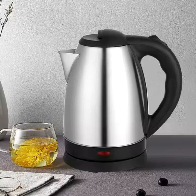 Chaleira Elétrica em Inox - 1,8 L + coador