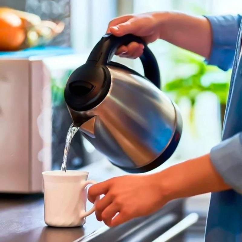 Chaleira Elétrica em Inox - 1,8 L + coador