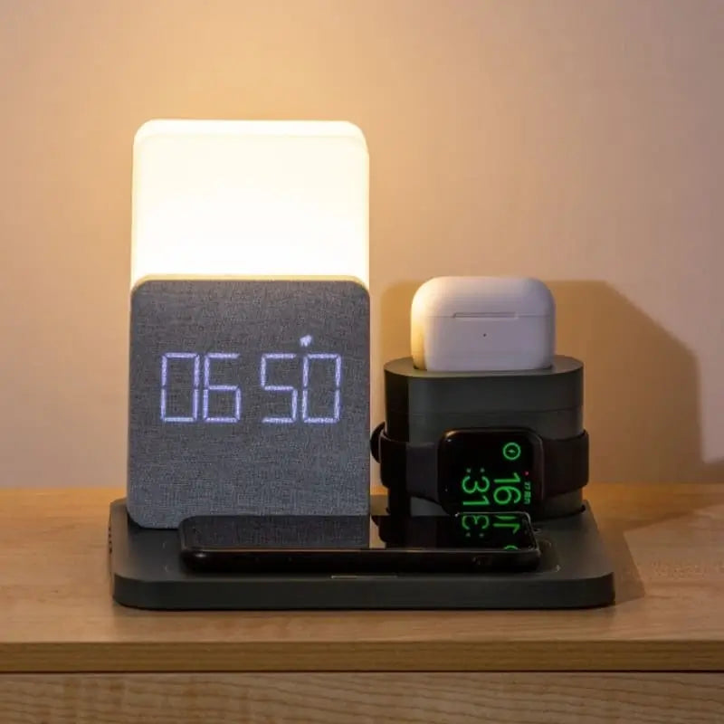 Carregador sem Fio Multifuncional com Luminária e Relógio