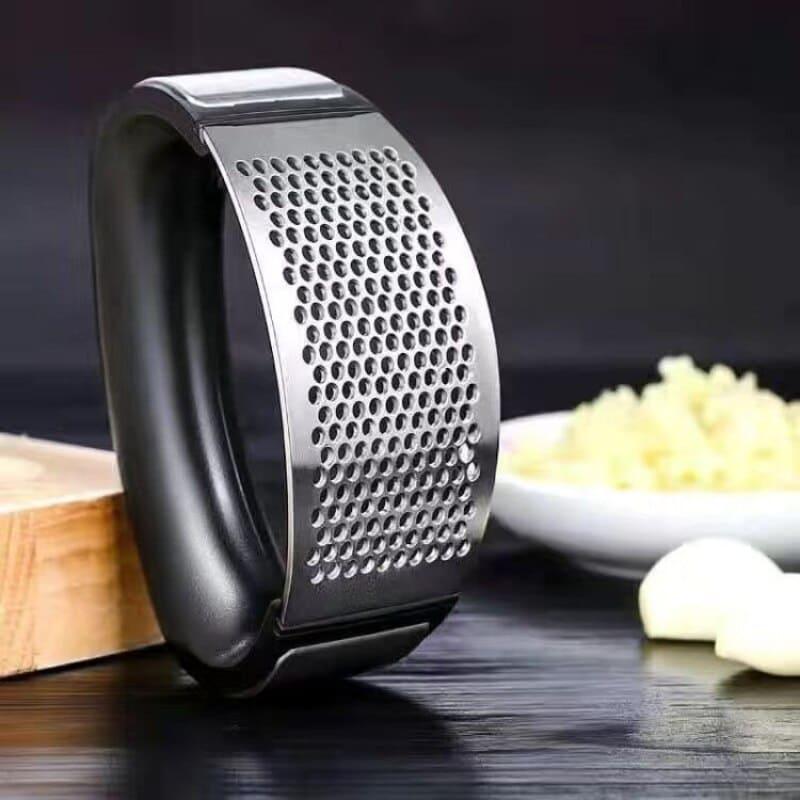 Espremedor de Alho e Amassador em Inox com Design Ergonômico
