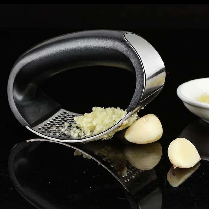 Espremedor de Alho e Amassador em Inox com Design Ergonômico