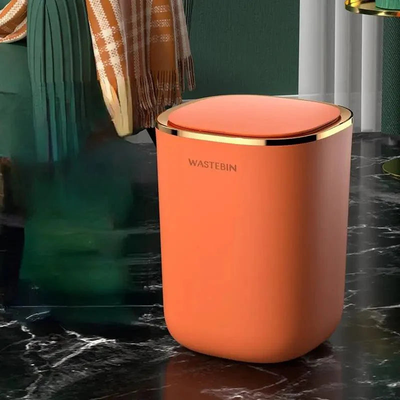Lixeira Colorida com Sensor Inteligente e Design Sofisticado