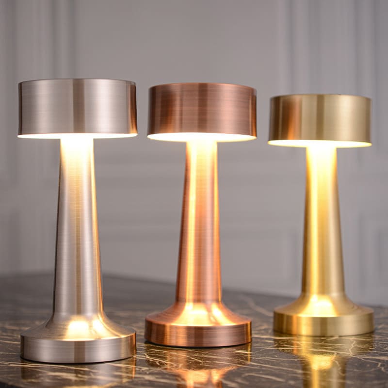 Luminária - de Mesa LED Recarregável com Design Moderno Minimalista