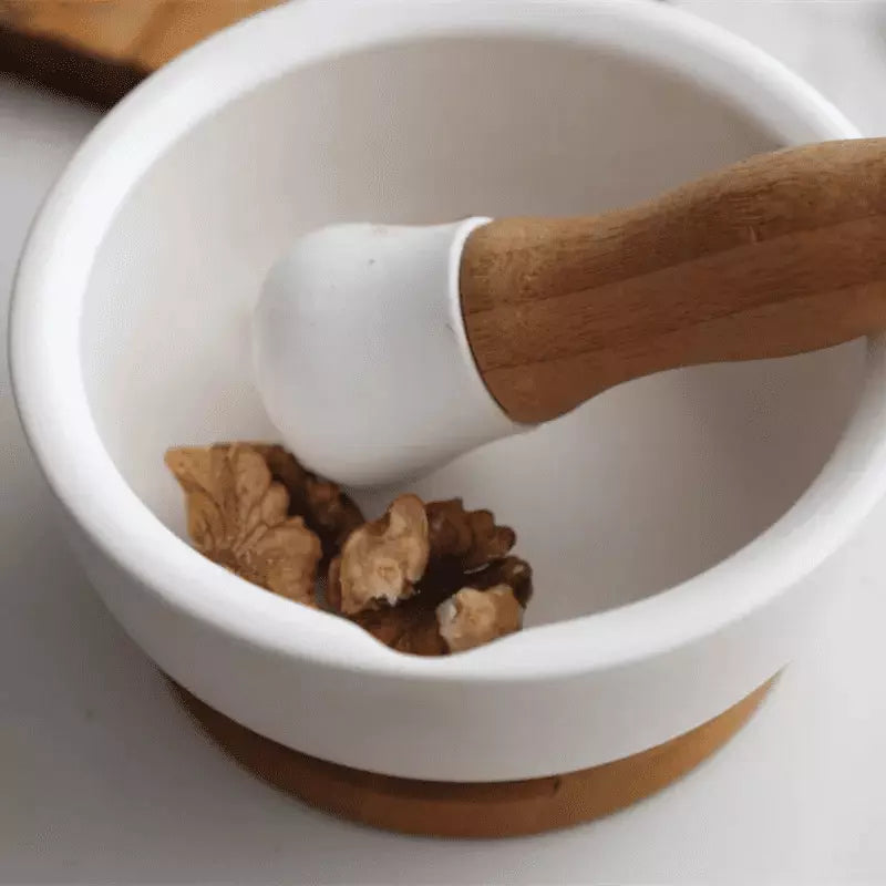 Pilão Cerâmico com Base de Madeira para Temperos
