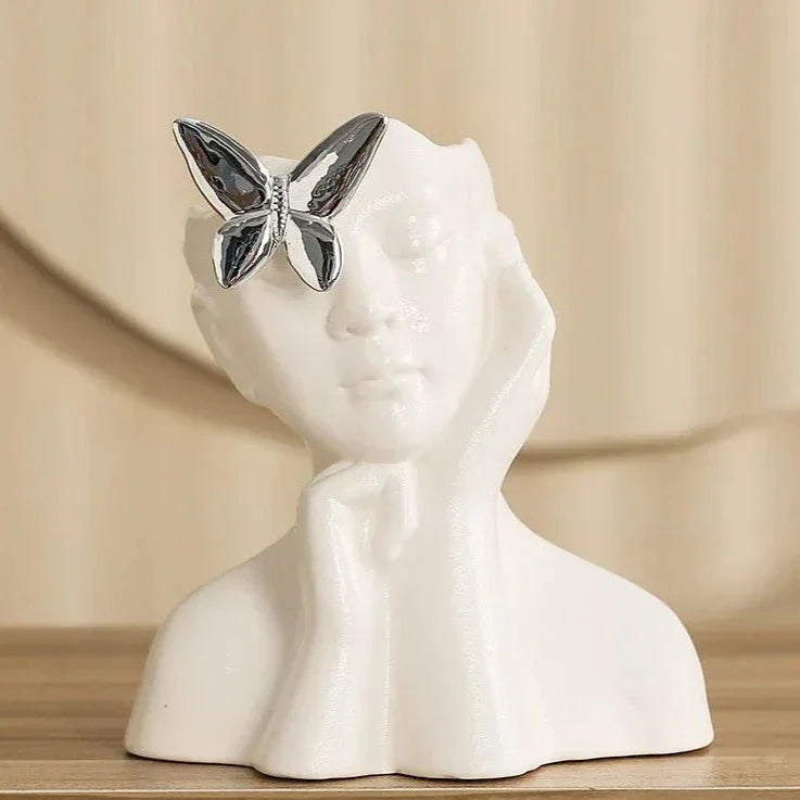 Vaso Decorativo Busto Modernista com Borboleta Metálica