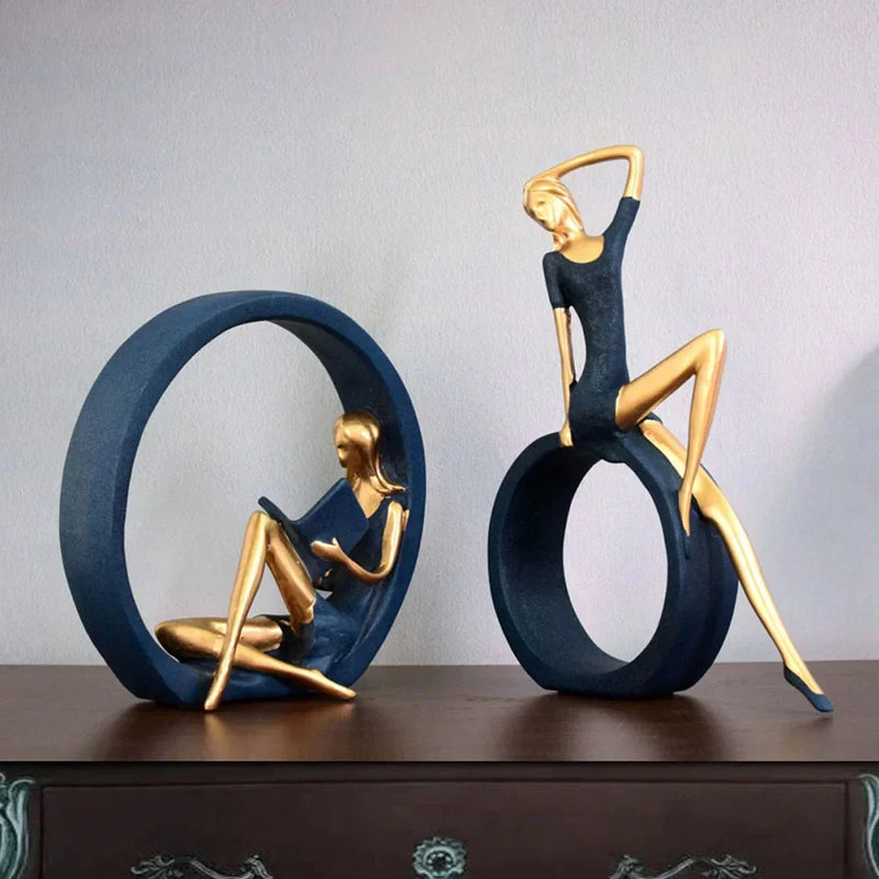 Conjunto de Esculturas Femininas em Resina Dourado e Azul