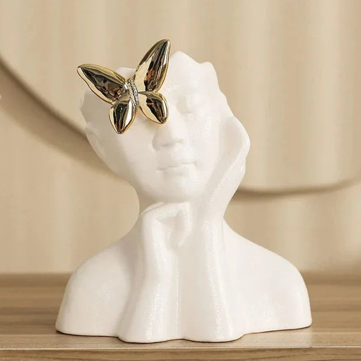 Vaso Decorativo Busto Modernista com Borboleta Metálica