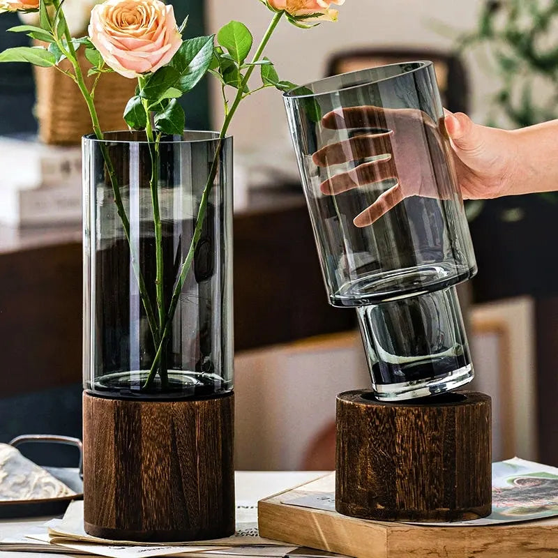 Vaso Decorativo Moderno de Vidro com Base de Madeira