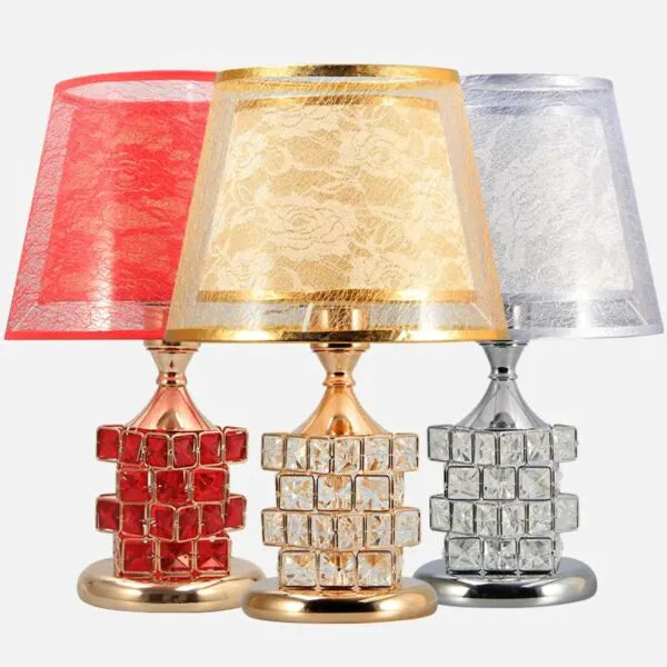 Luminária - Abajur de Cristal com Design Contemporâneo