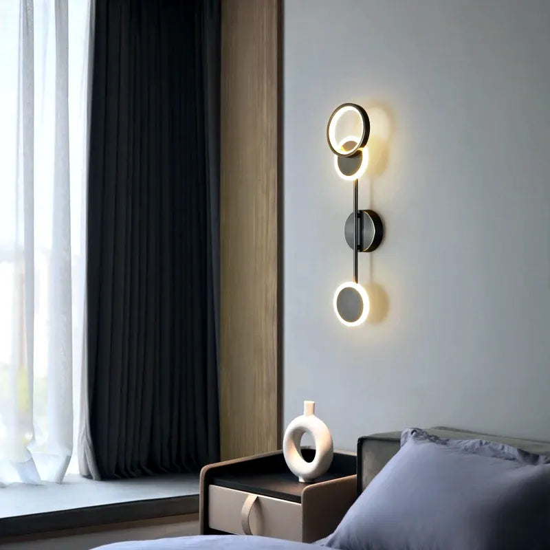 Luminária - Arandela LED Prisma em Preto ou Dourado
