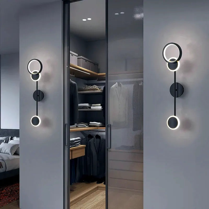 Luminária - Arandela LED Prisma em Preto ou Dourado