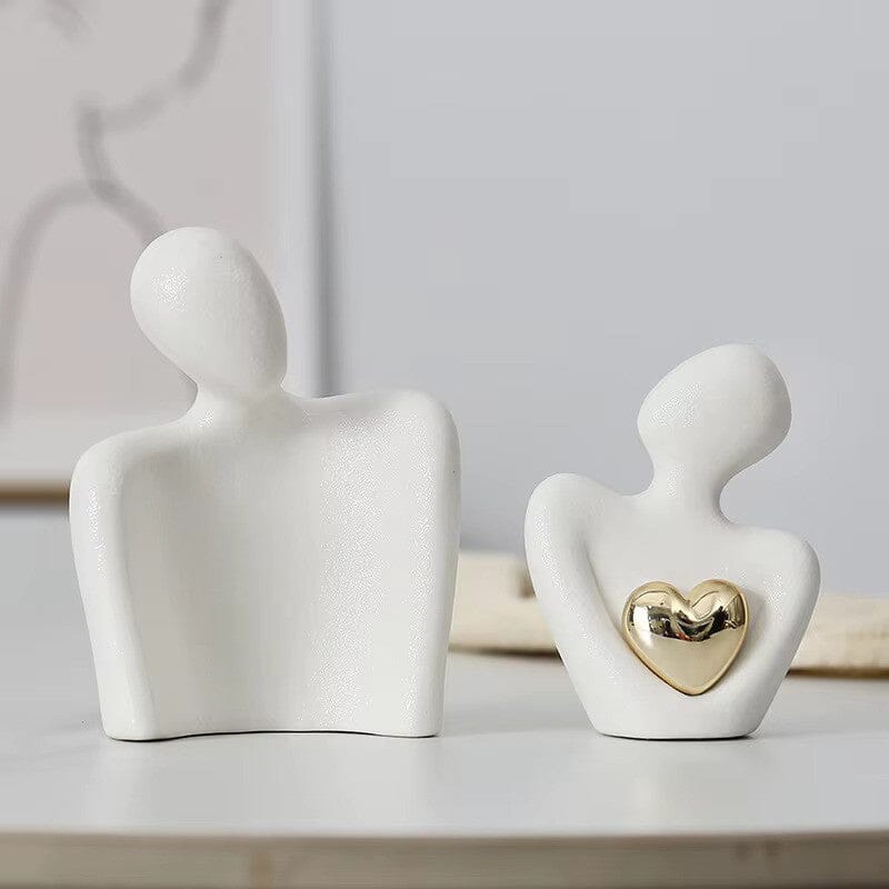 Escultura Minimalista Casal Apaixonado em Cerâmica