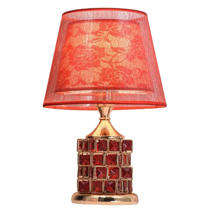 Luminária - Abajur de Cristal com Design Contemporâneo